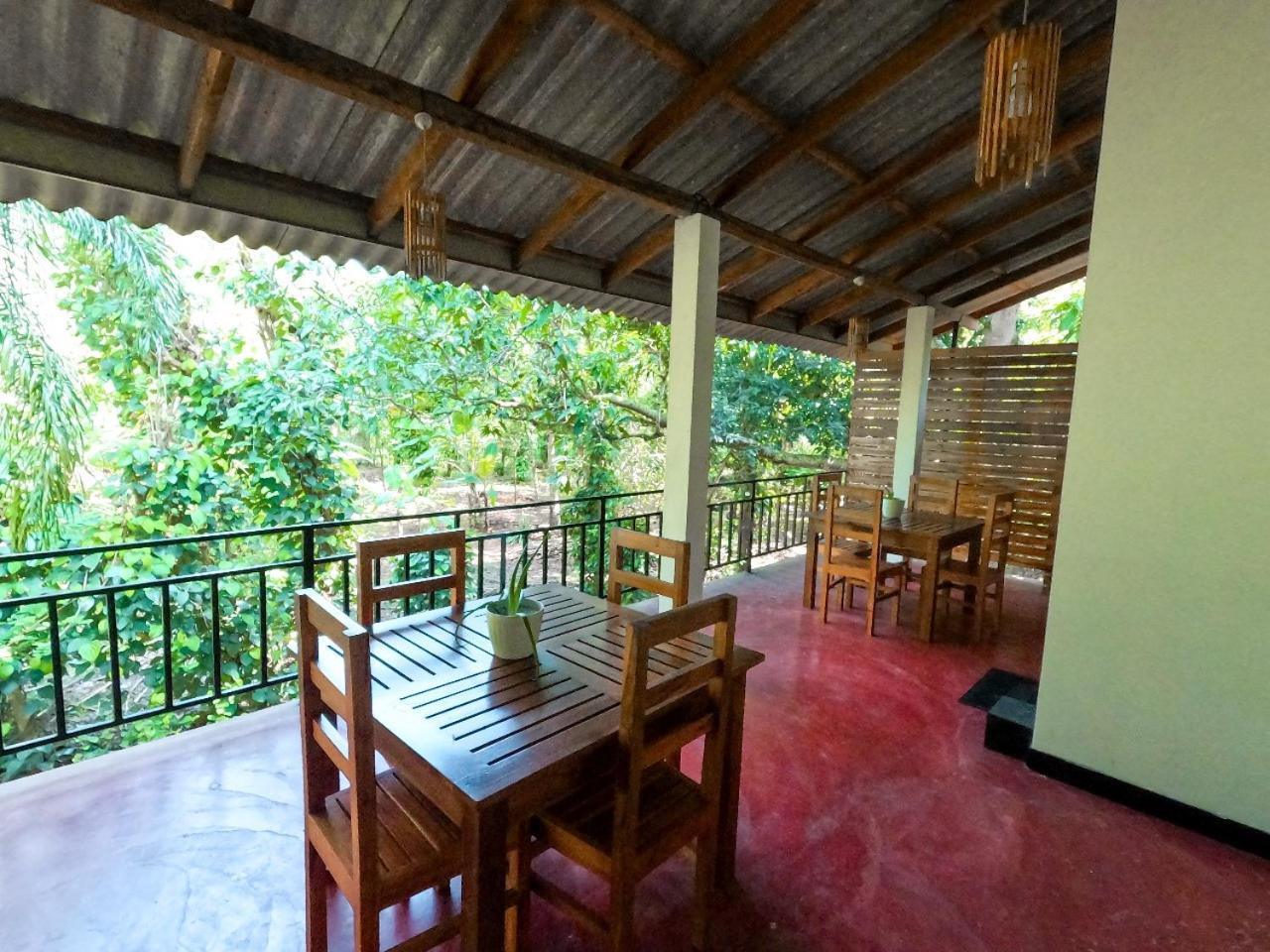 Wild Heaven Udawalawe Hotel Exterior foto